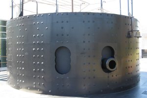 picture of uss monitor turret at mariners museum